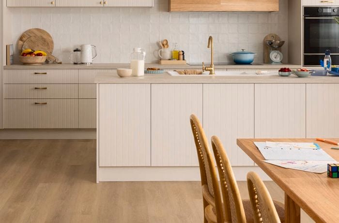 vanilla coloured kitchen island
