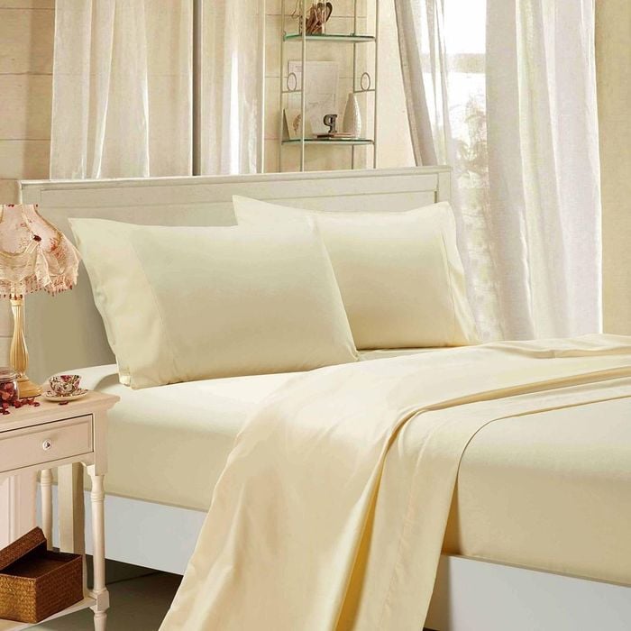 Fabric Fantastic 1000tc Ultra Soft Queen Size Bed Yellow Cream Flat & Fitted Sheet Set