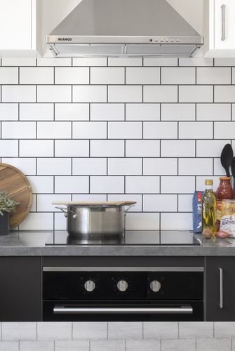 Induction cooktop with range hood