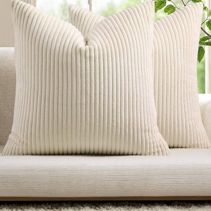 Gioia Casa 2-pack Corduroy Velvet Cushion Covers - 45cm X 45cm, Cream