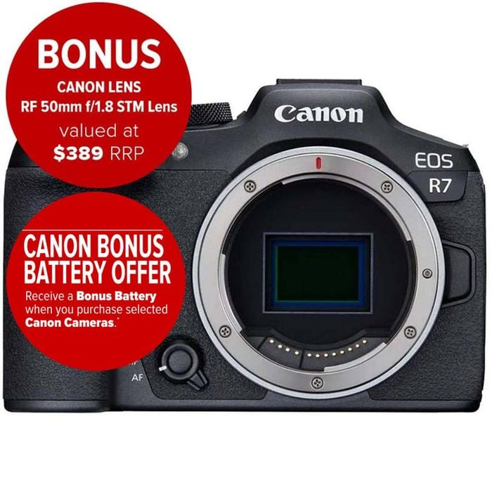 Canon Eos R7 Mirrorless Camera (body Only)