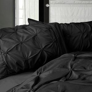 Fabric Fantastic Diamond Pintuck Premium Ultra Soft Standrad size Pillowcases 2-Pack - Black