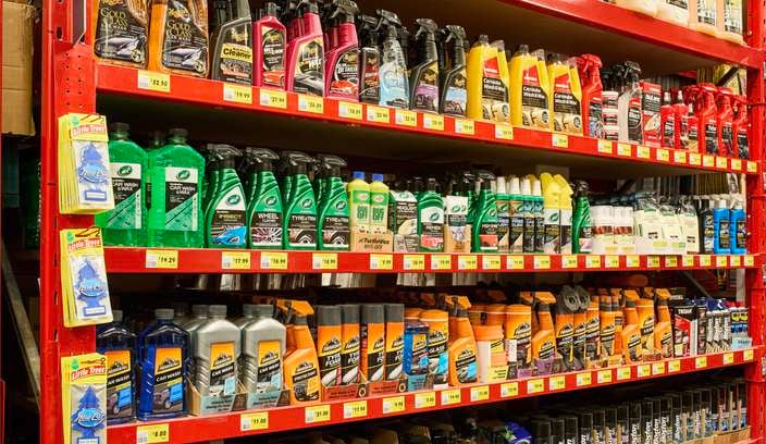 Bunnings instore auto department aisle