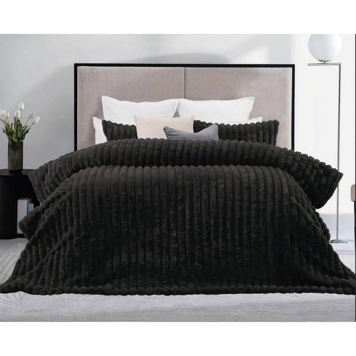 Cdsi Arna Fleece Comforter Queen Set 2 Pillow Cases 48x73cm Black 240x240cm