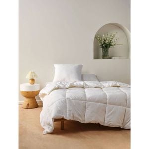 Linen House Queen Poly Bedroom Quilt All Seasons - White