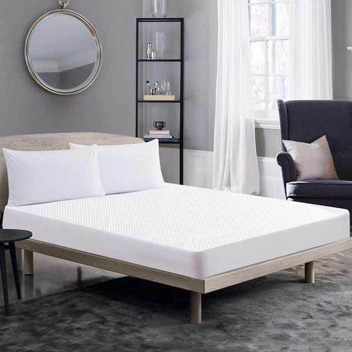 Dreamz Cooling Waterproof Fitted Mattress Protector Double