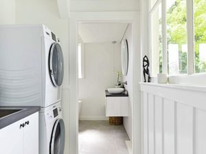 Washing Machine - Dryer - Laundry - Medium
