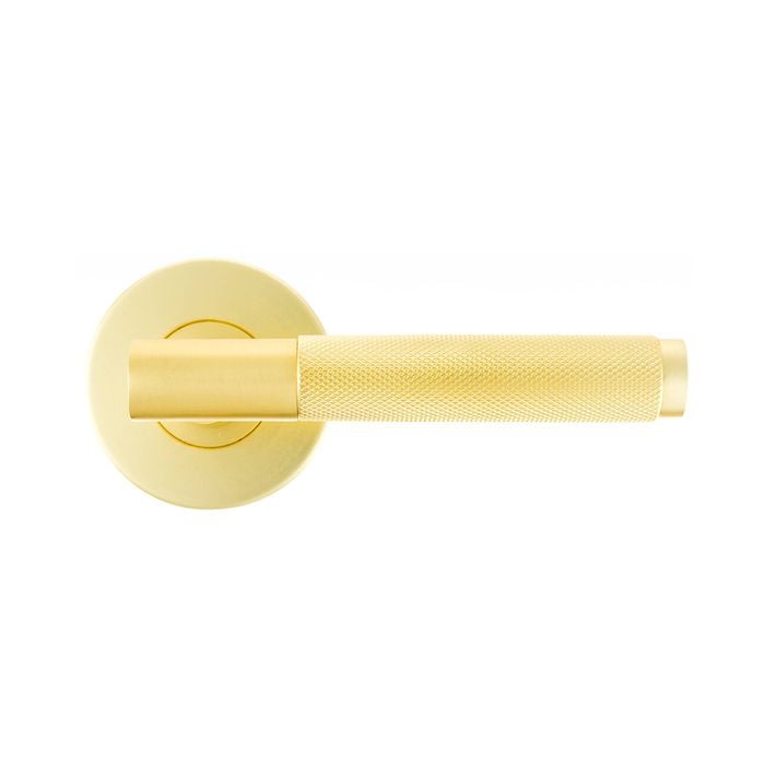 Ikonic Brushed Brass Knurled Privacy Lever Set