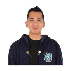 Fantastic Beasts Ravenclaw Hogwarts Vintage Wool Cosplay Robe - One Size