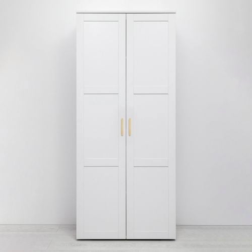 Stockholm
  Hamptons Cupboard with Brass Handles (IN 763967)