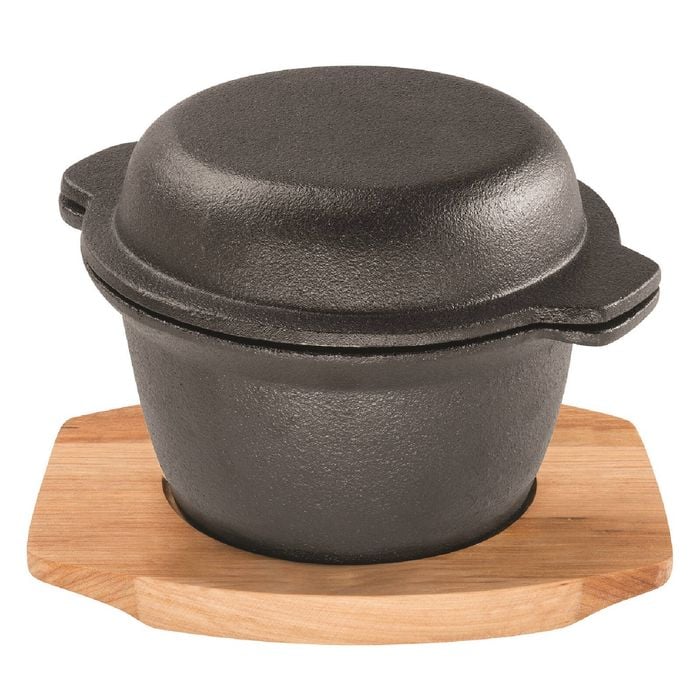 Pyrolux Pyrocast Cast Iron Garlic Pot Wooden Base with Maple Tray