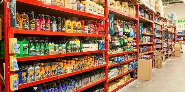 Bunnings instore auto department aisle
