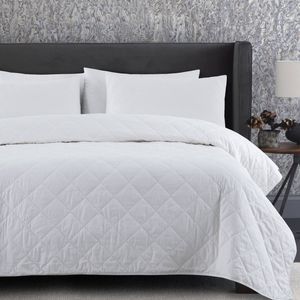 Dreamaker Lightweight Bamboo & Cotton Blend Quilt - King Single Bed