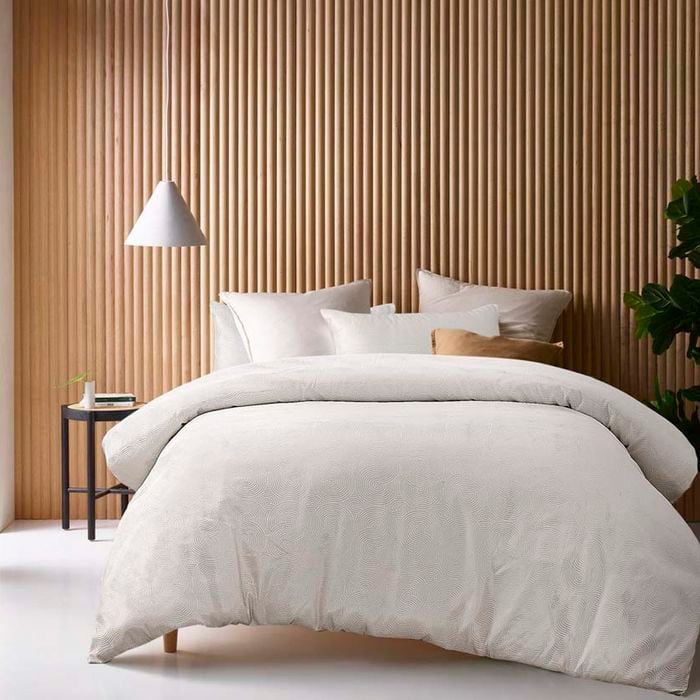 Accessorize Bedroom Collection Queen White Vera Jacquard Quilt Cover Set
