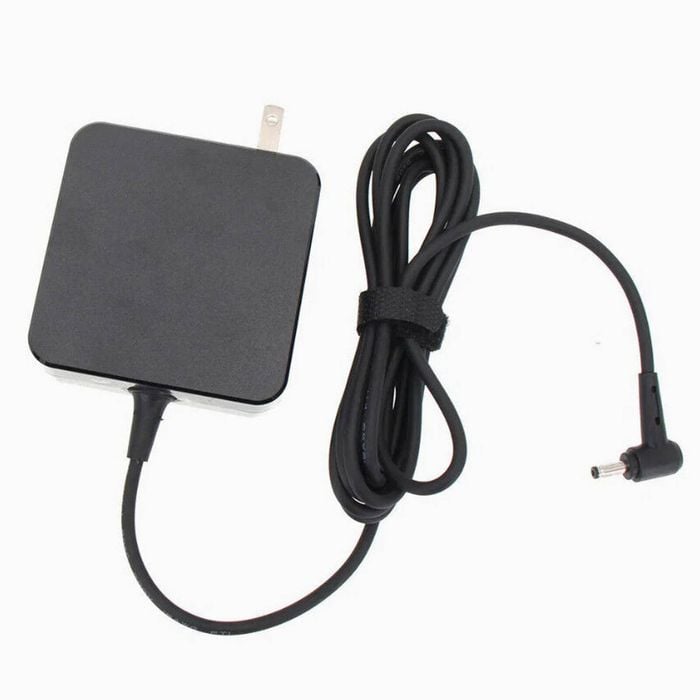 Asus Ac Adaptor 65w 19v 3.42a - 4mm X 1.35mm