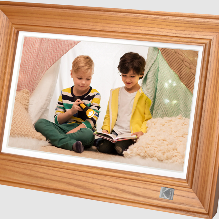 KODAK Elegant Digital Photo Frame Full HD 10.1 inch Touchscreen, WiFi Enabled