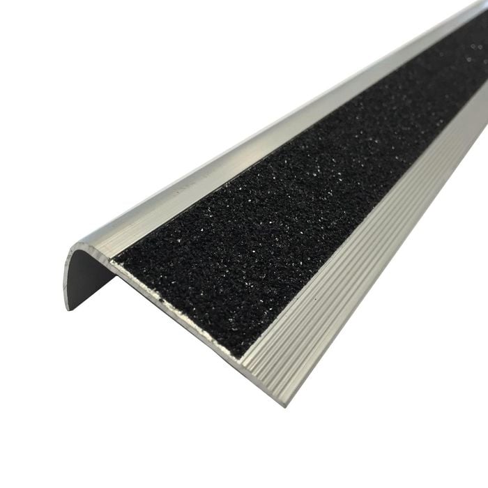 QEP Roberts 3.6m Black Carborundum Bull Stairnose - 5 Pack