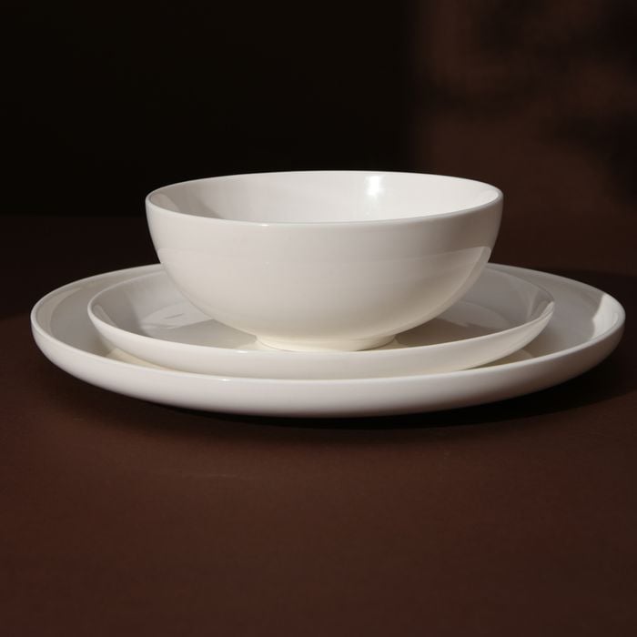 Gourmet Kitchen Essential 12 Pc Dinner Set Coupe Shape, Gloss Glaze White 4 Person