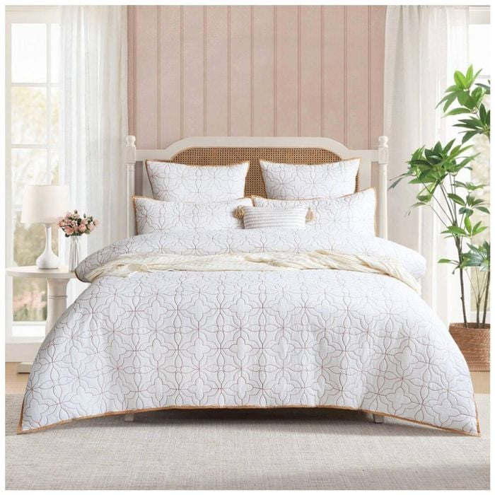 Renee Taylor Solaris Textured White Cotton Quilted Quilt Cover Set Double
