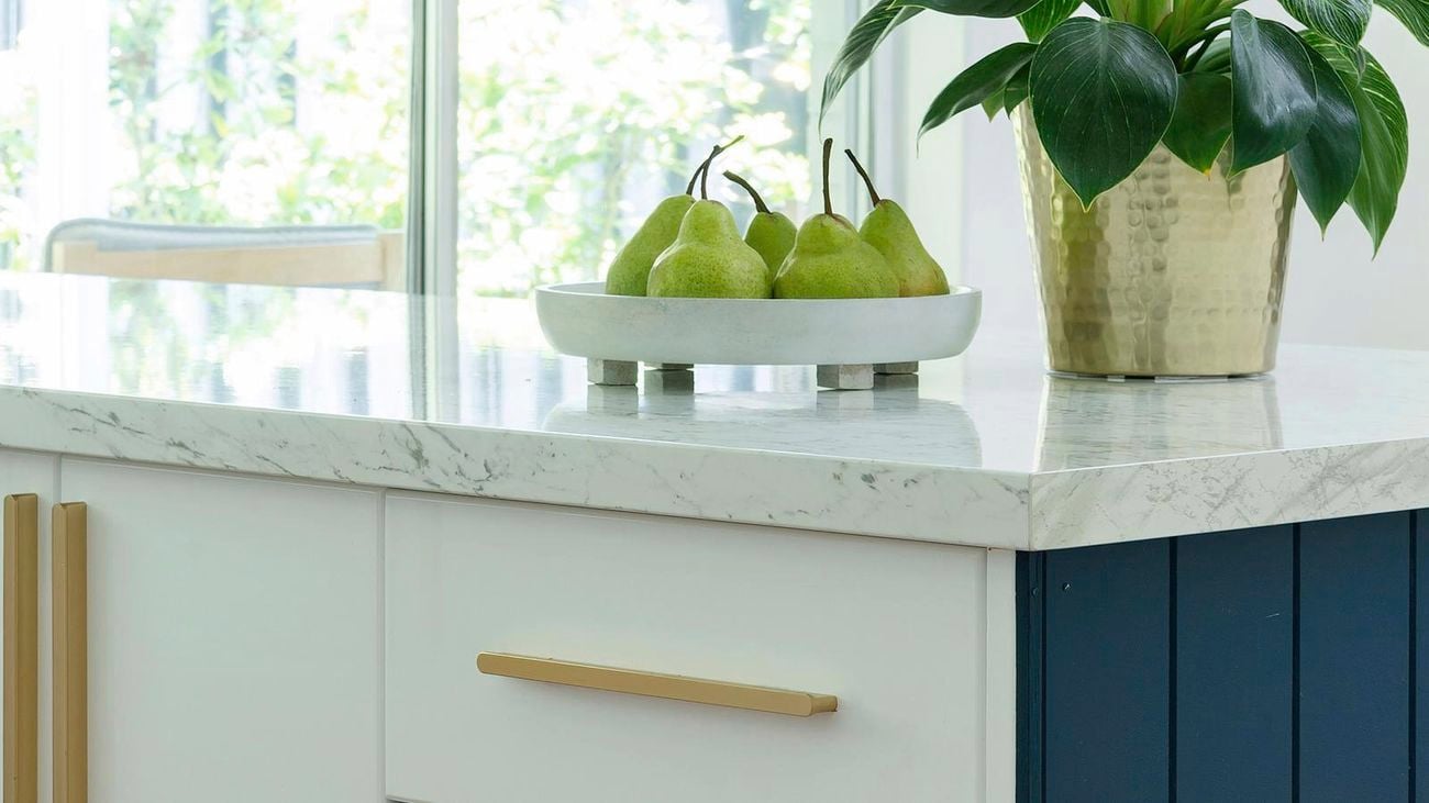 fruit bowl on marble kitchen benchtop close up