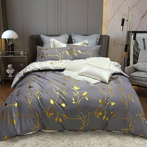 Fabric Fantastic Reversible Design Queen Size Grey Quilt/doona/duvet Cover Set