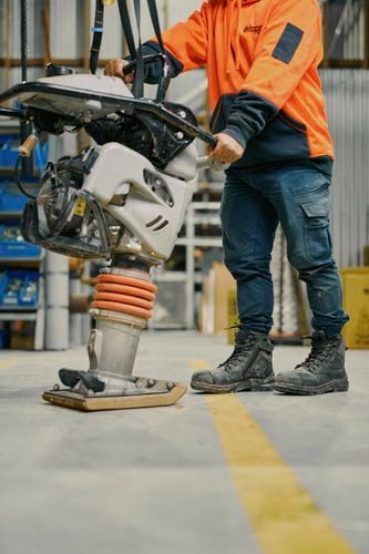 Brand page - Blundstone - 9. Gallery_Image_7561