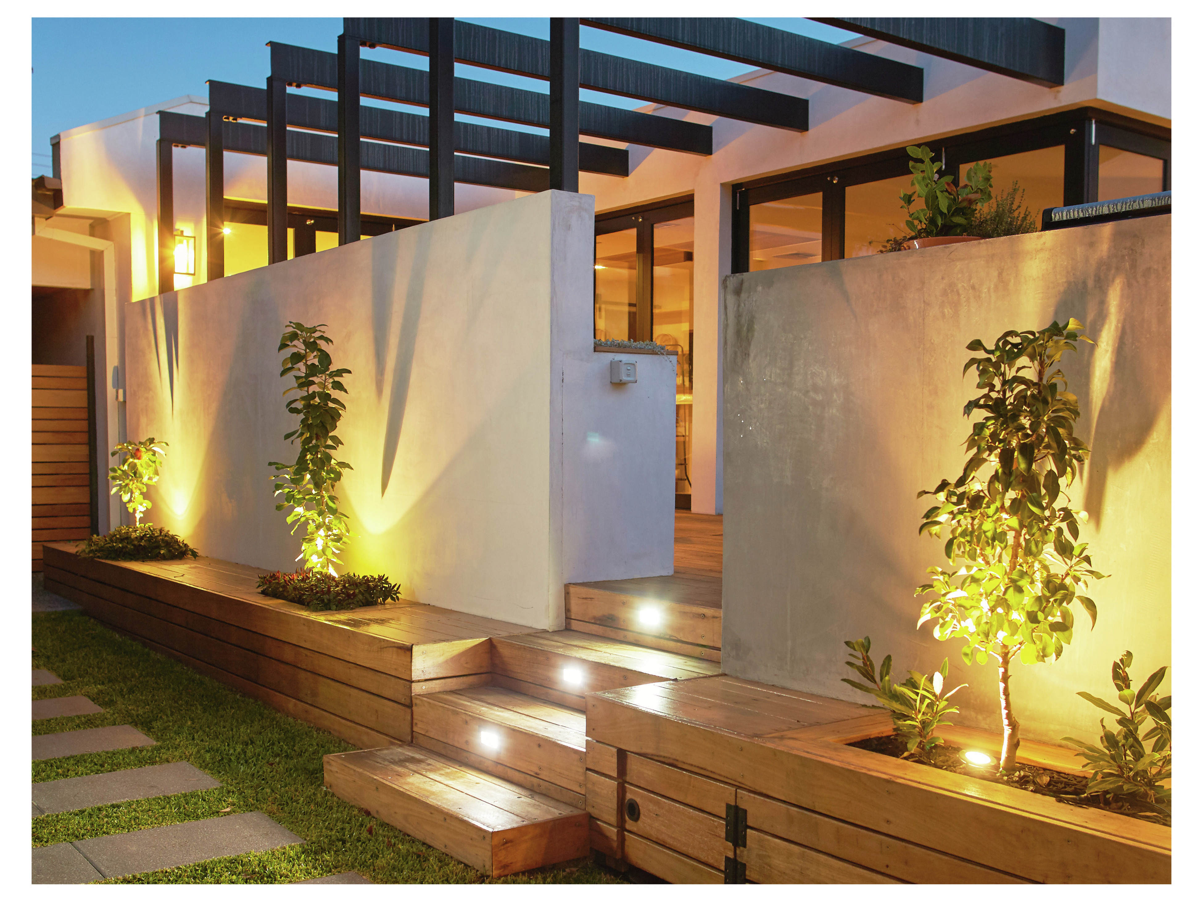 Bunnings philips hue top