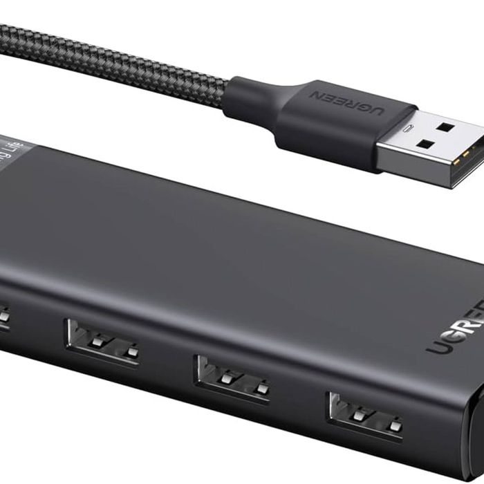 Ugreen 4-Port USB 3.2 Gen 1 Data Transfer Hub with USB-C Charging Port