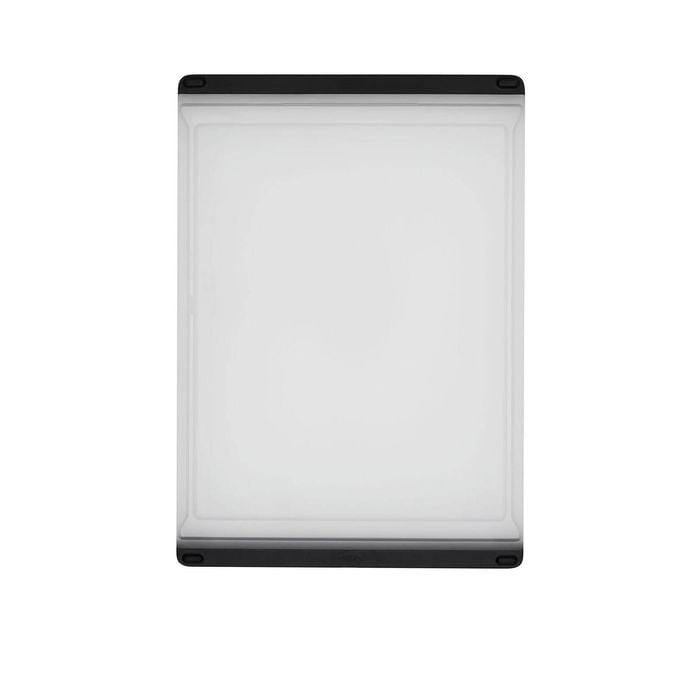OXO Good Grips Everyday Cutting Board 33x23cm
