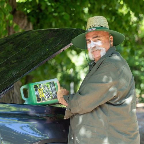 DIGGERS™
  OEM Premium Green Coolant 0627676 can be used in any make and any model of
  petrol or diesel engine and can be added to existing coloured coolant.