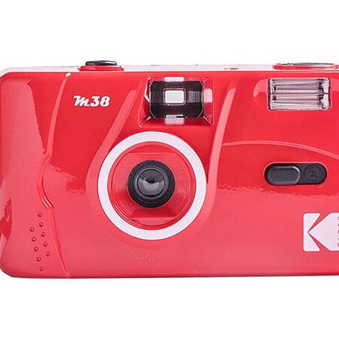 Kodak M38 35mm Film Camera With Flash (scarlet)