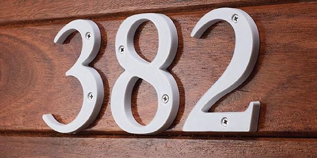 382 on letterbox.