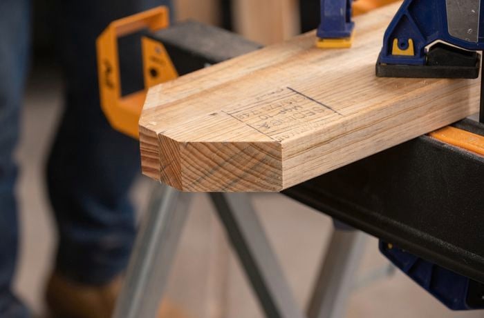 Cutting seat supports for table and bench seats