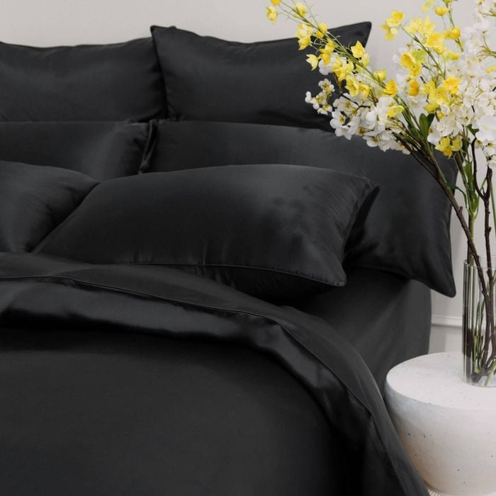 Bedding Co. Pillow Case 100% Mulberry Silk 22 Momme Black Standard