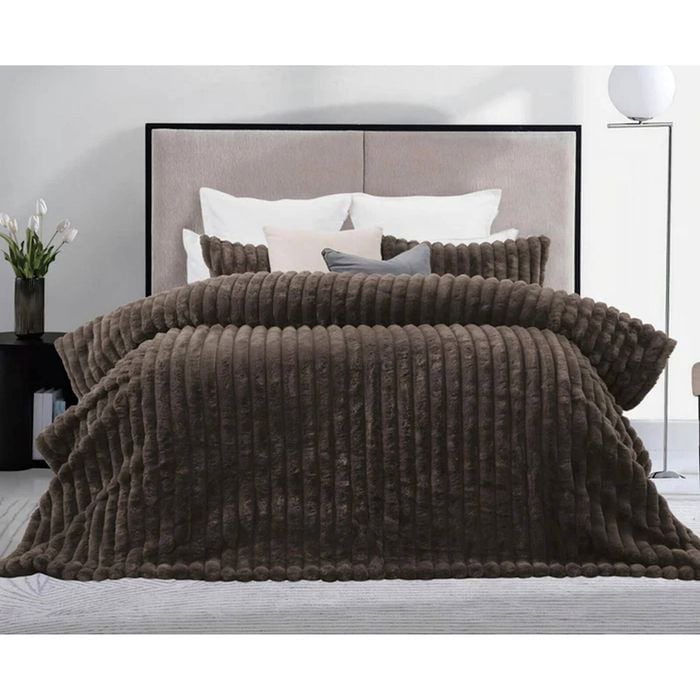 Cdsi Arna Fleece Comforter Queen Set W/ 2 Pillow Cases Chocolate 240x240cm