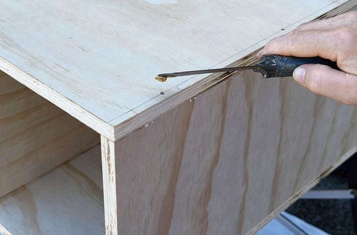 D.I.Y. - Extra05 – How to make a plinth for your home