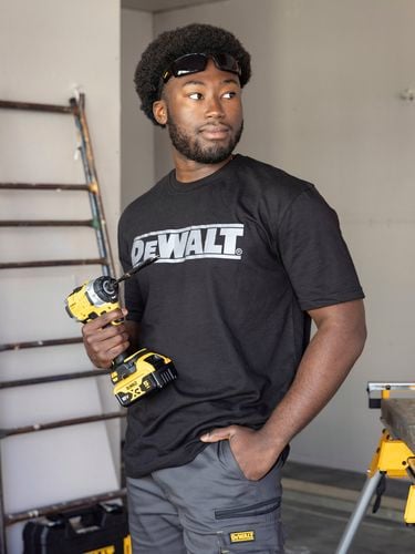 DeWalt Workwear - Graphic - Brand page - Oxide