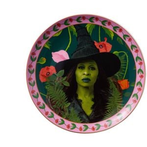 Maxwell & Williams Wicked Themed Coupe Side Plate Feel 19cm