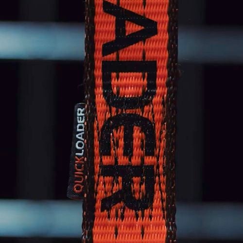 Durable webbing material for good lashing capacity and break strength.