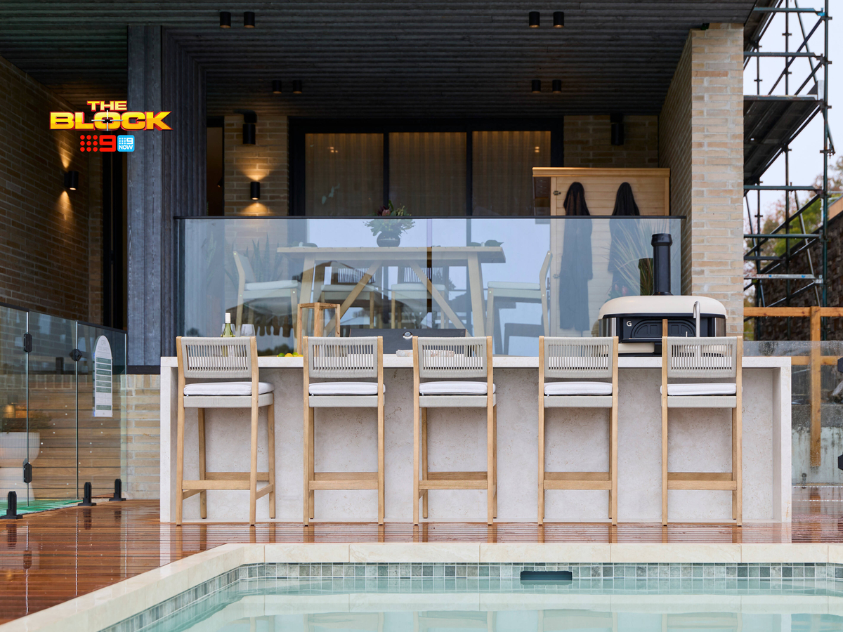 Week 10 Outdoor Terrace & Pool - Bunnings Australia