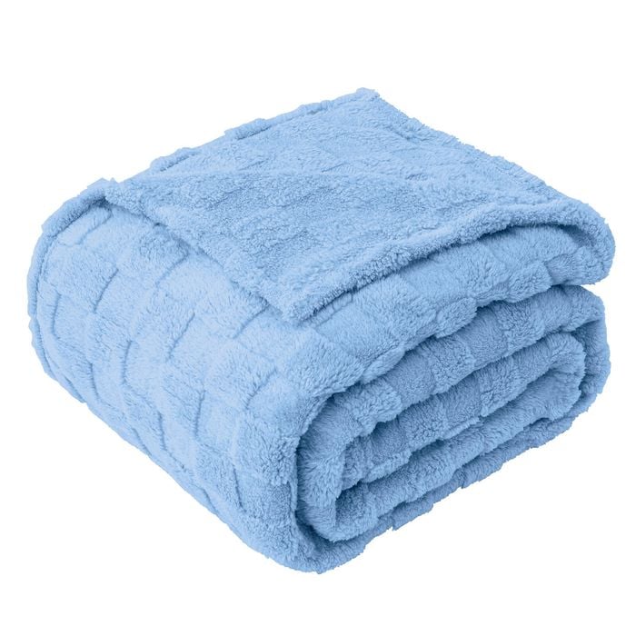 LINENOVA Coral Fleece Blanket Large Comfort Soft Queen Size - Blue Suede