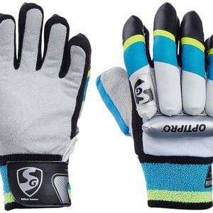 SG Optipro Batting Gloves Small Junior LH