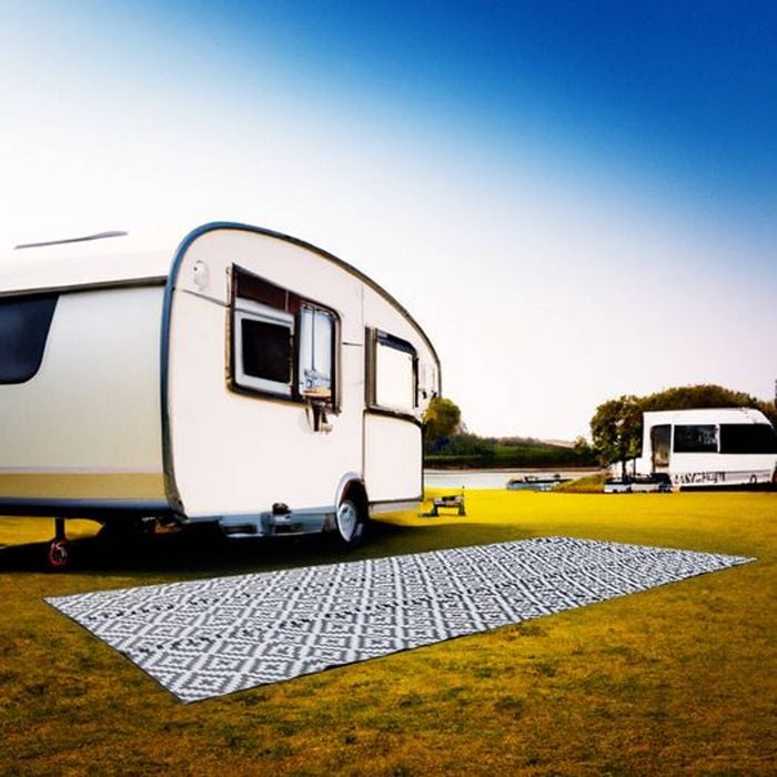 Outdoor Rug/Camping Mat - Large Diamond Black and Grey