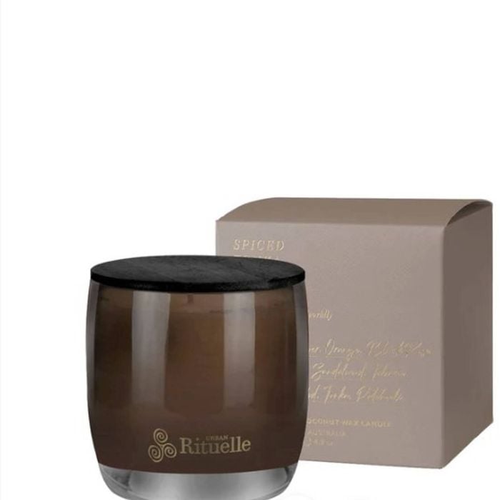 Urban Rituelle- Scented Candle Spiced Tonka & Cacao Pod