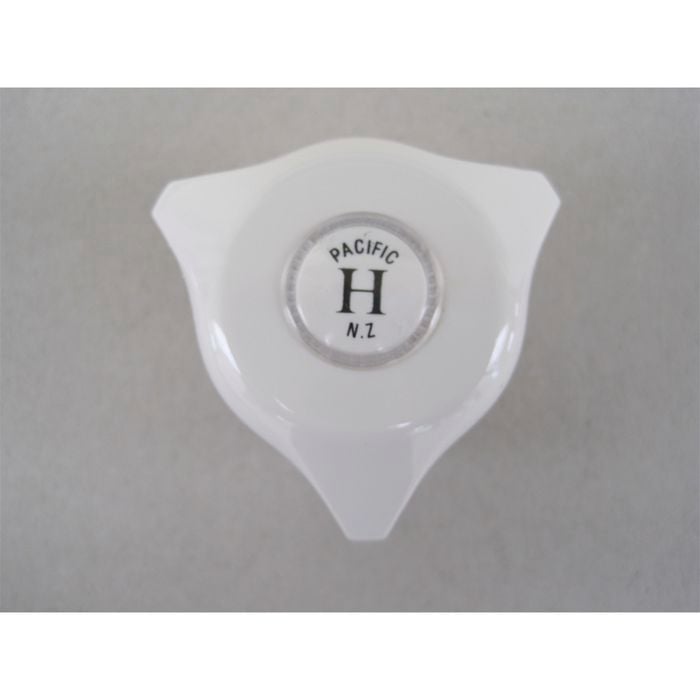 Pacific Universal Tap Dome White 2pk