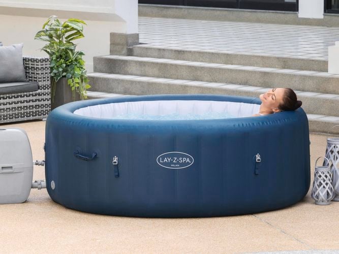 The ultimate relaxation with Lay‑Z‑Spa®