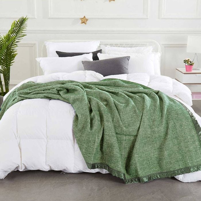 Alastairs 375GSM Australian Merino Wool Blanket Sage Single