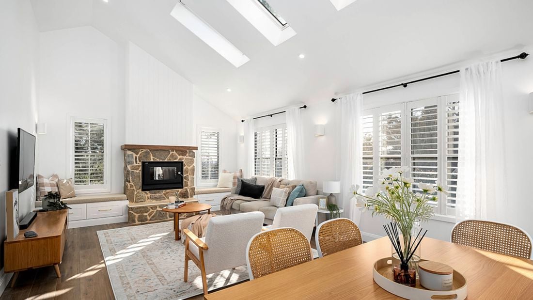 D.I.Y. - Header Image - Create a soothing escape in your own living room – on a budget