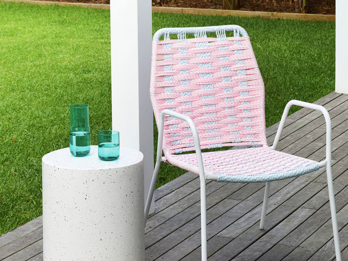 D.I.Y. Outdoor Chair Weaving: Easy Patio Chair Repair Ideas - Bunnings ...