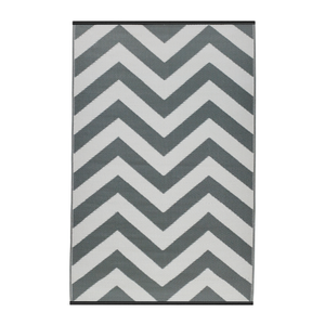 Fab Habitat 180x270cm Grey And White Laguna  Chevron Recycled Plastic Outdoor Rug